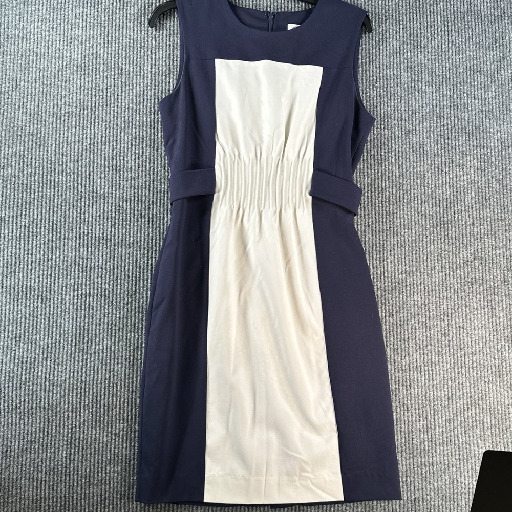 Calvin Klein Navy Blue Cream Colorblock Sleeveless Sheath Dress Size 4